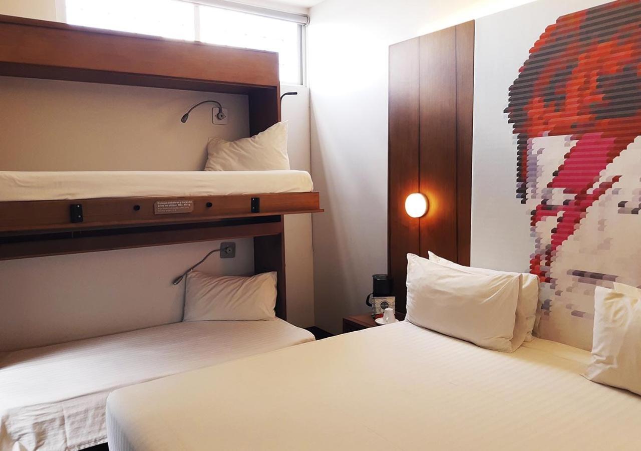 Hotel Ikonik 4*