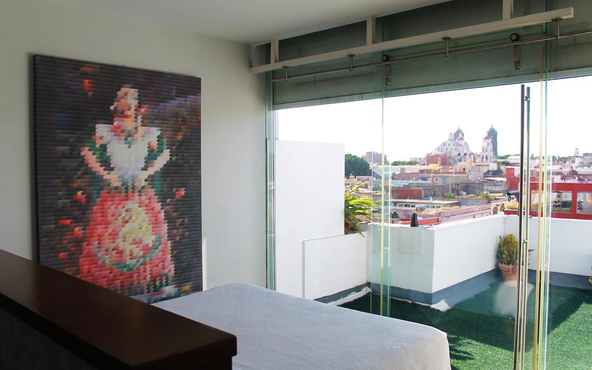 Ikonik Hotel