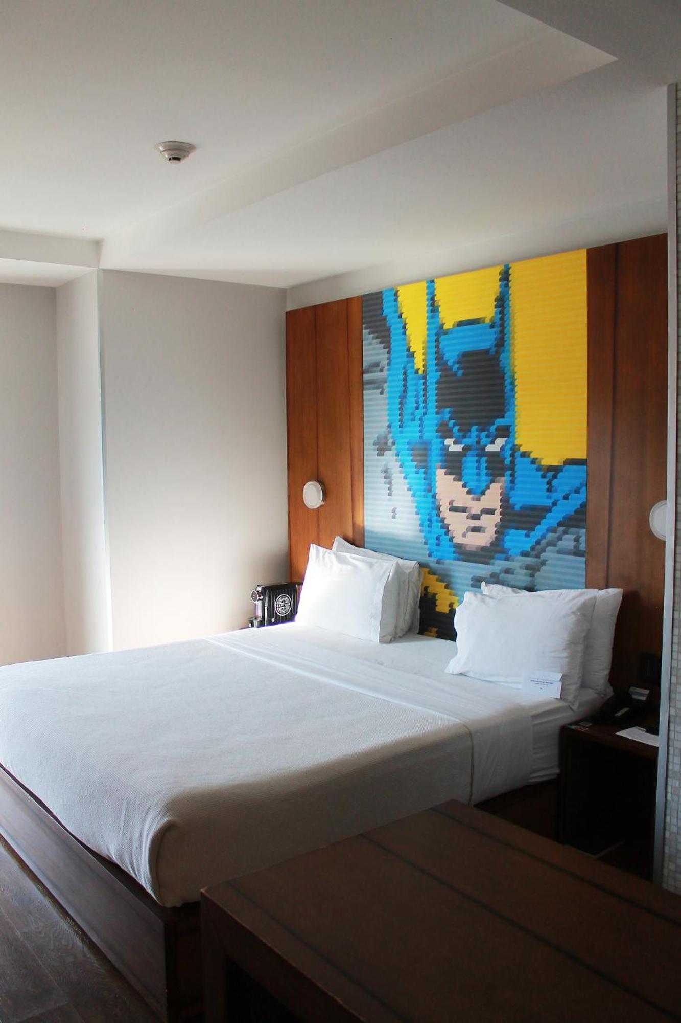 Hotel Ikonik